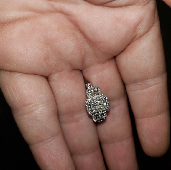 Zei 14kt Gold Diamond Ring 6.5 - Picture 10 of 14